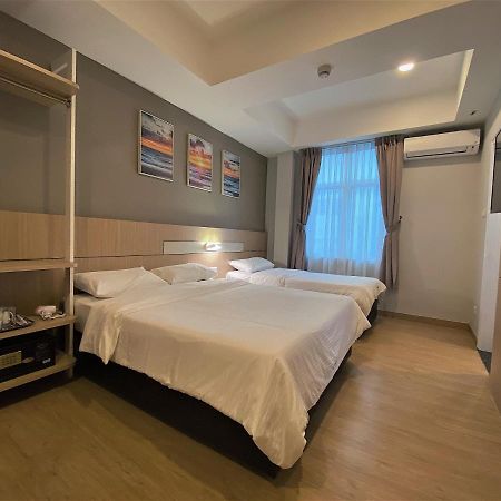 Walk In Hotel Kota Kinabalu Exteriör bild